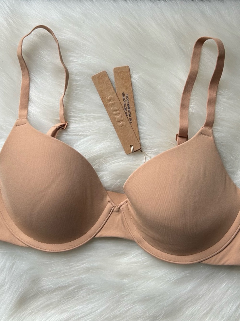 SKIMS Fits Everybody Tshirt Bra 32B BA-DEM-9221